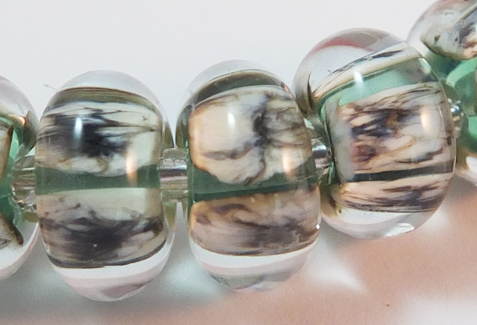 Ghostly stripes – green – Dragonfire Glass Beads and Jewellery
